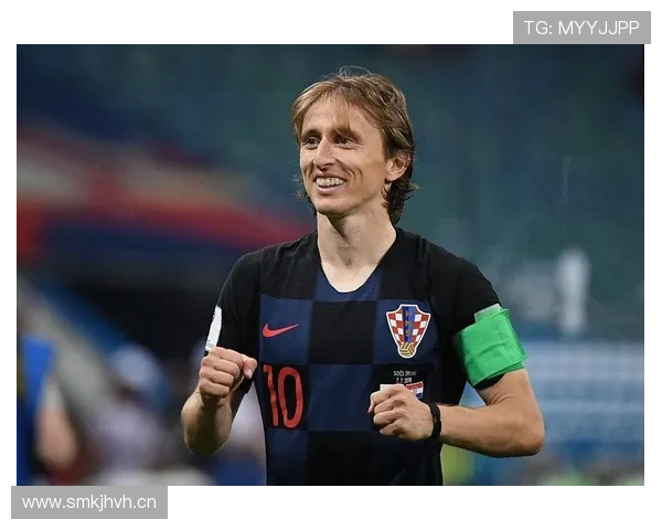 德布劳内 vs 莫德里奇：中场大师的不同答案